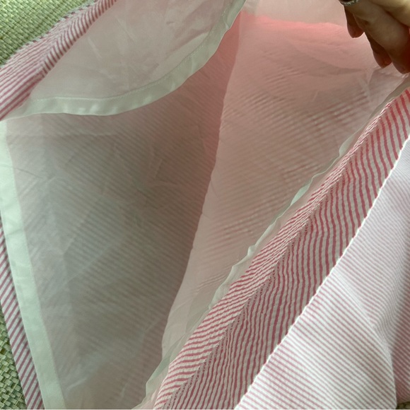 J.Crew, pink and white seersucker skirt size 0 - Picture 7 of 7